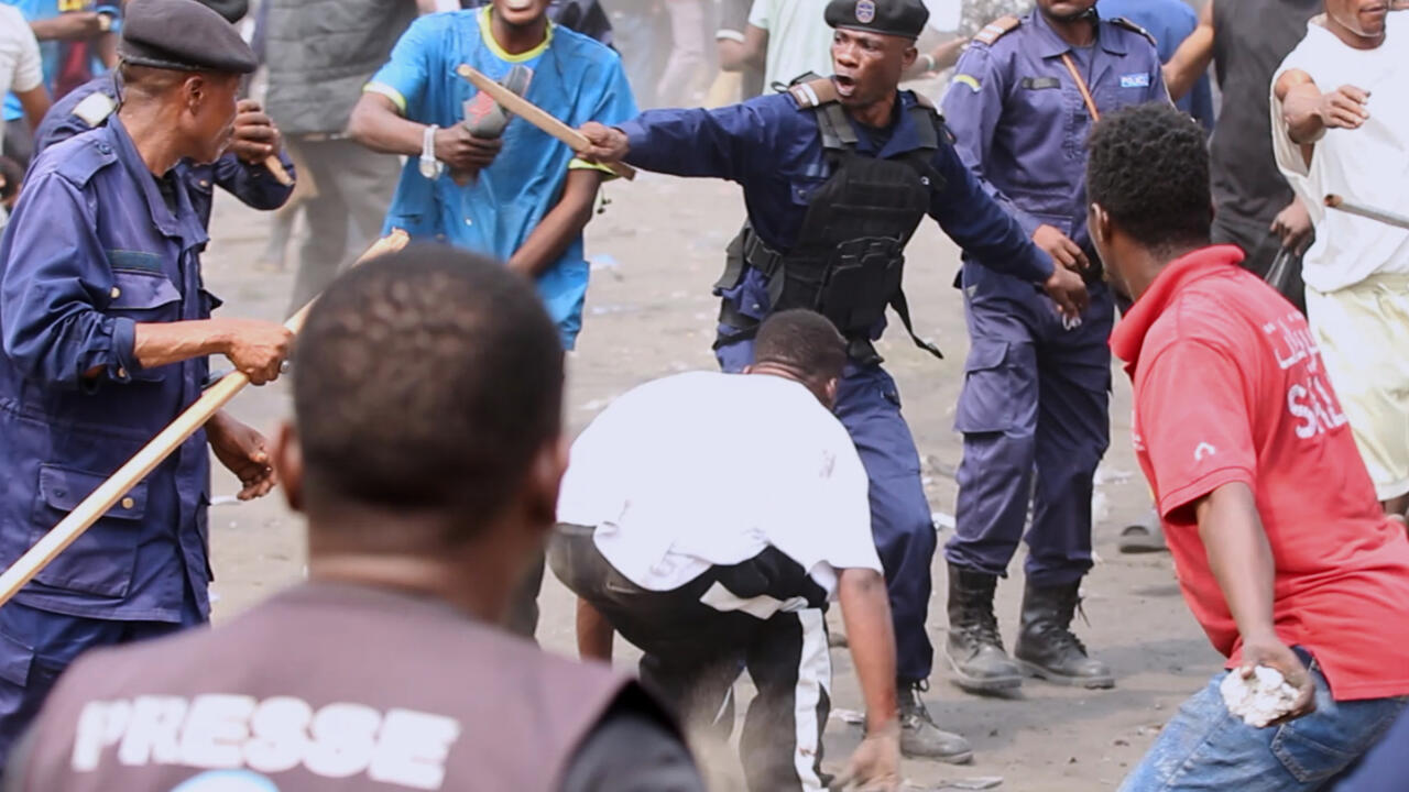 Appels sur l&rsquo;actualité – RDC : pourquoi Félix Tshisekedi a-t-il finalement accepté d&rsquo;organiser un dialogue national inclusif?