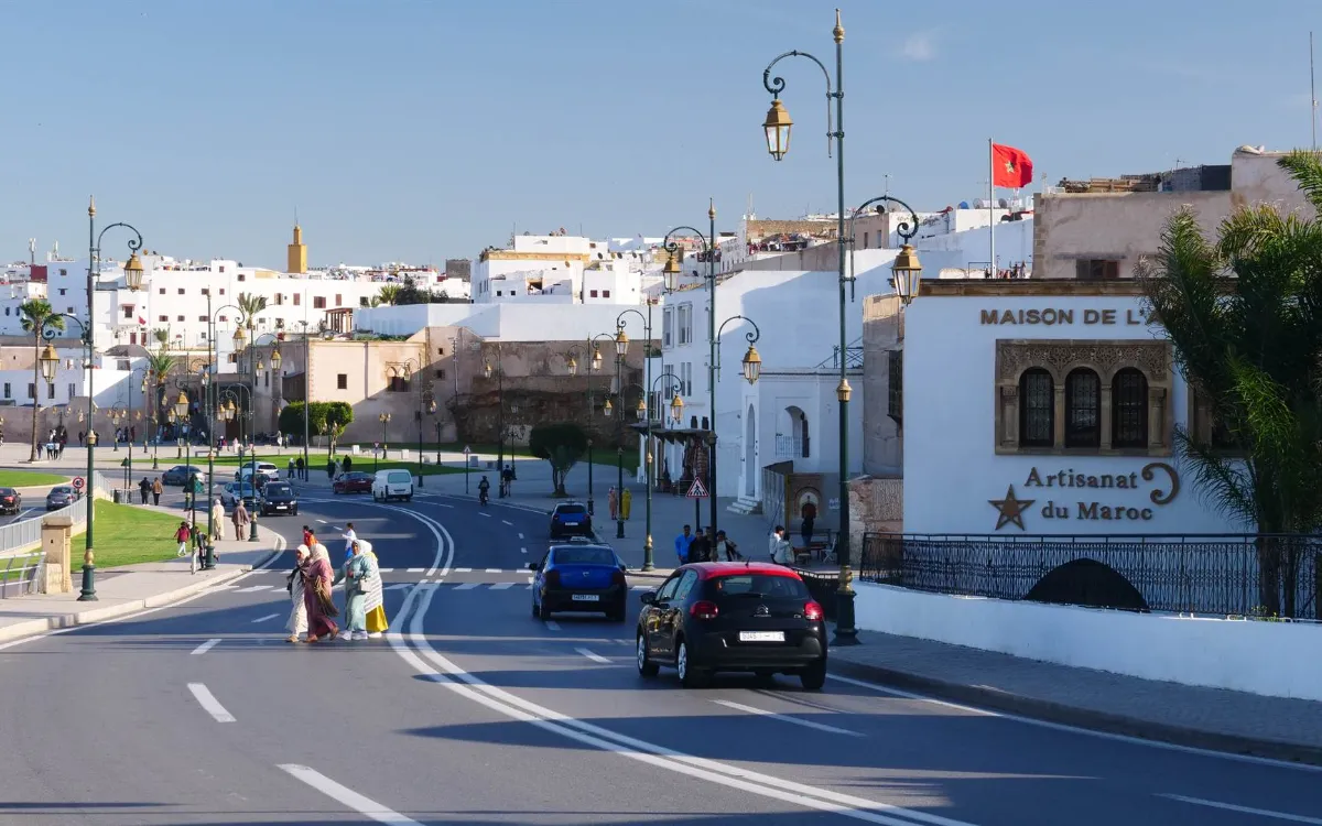 L'Économie Marocaine Accélère, mais le Portefeuille des Ménages Reste en Retrait