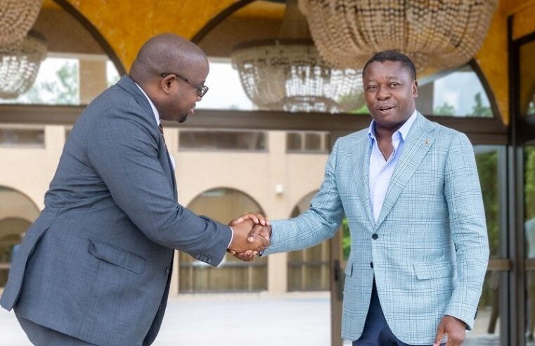 Diplomatie togolaise : faure gnassingbé et floribert anzuluni unissent leurs efforts pour la paix en rdc