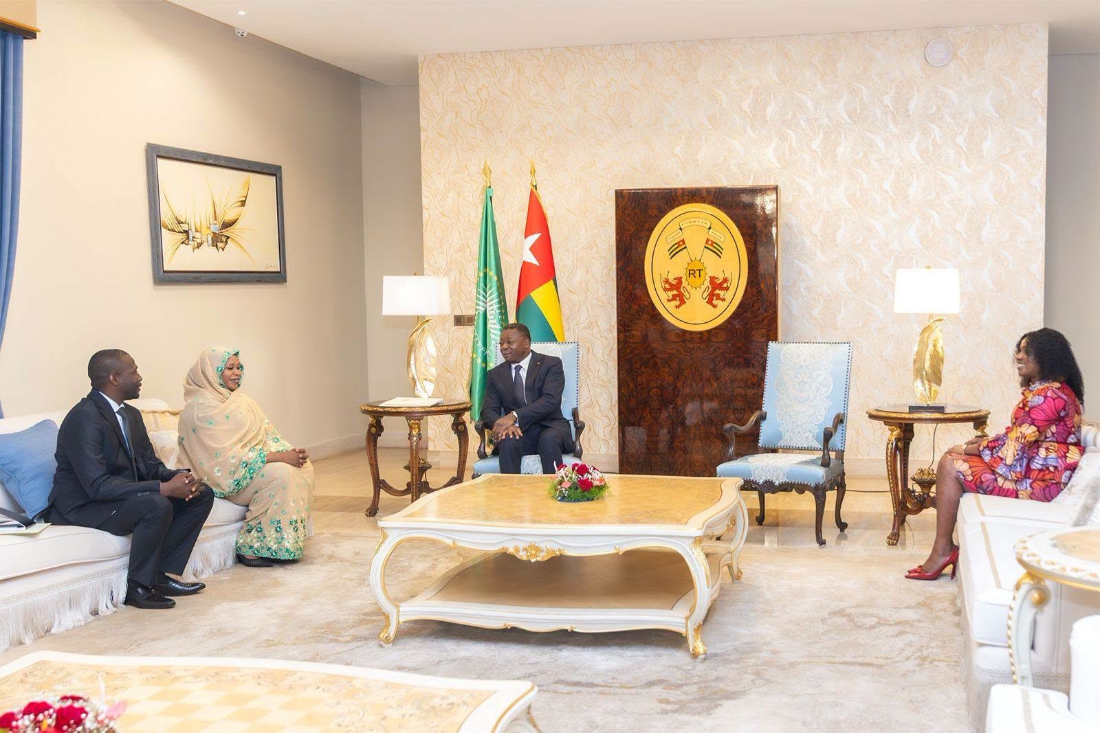 Togo : Faure Gnassingbé reçoit un émissaire du président tchadien Mahamat Idriss Déby Itno pour renforcer la coopération bilatérale et l&rsquo;intégration africaine