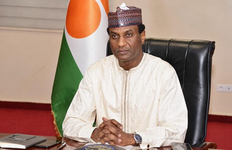Le premier ministre du Niger sous surveillance : entre opportunité et précarité politique