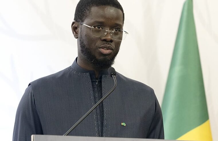 Bassirou Diomaye Faye lance son propre parti politique, une nouvelle étape dans la rupture avec Ousmane Sonko