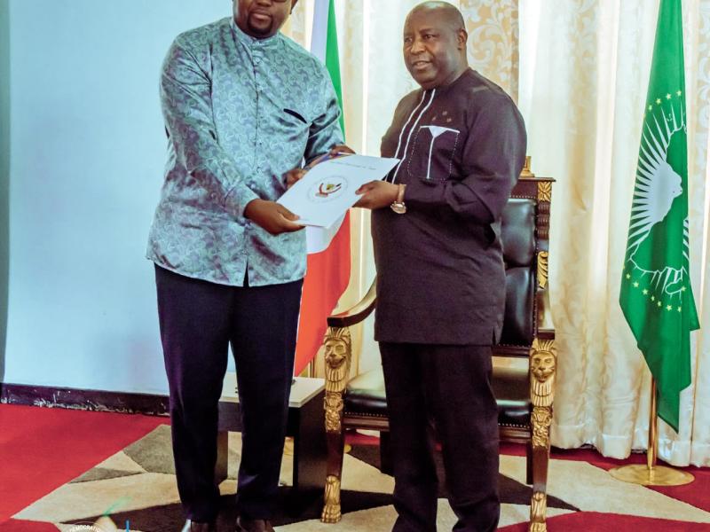 Après Kampala et Lomé, l&rsquo;émissaire de Félix Tshisekedi poursuit sa tournée diplomatique à Gitega