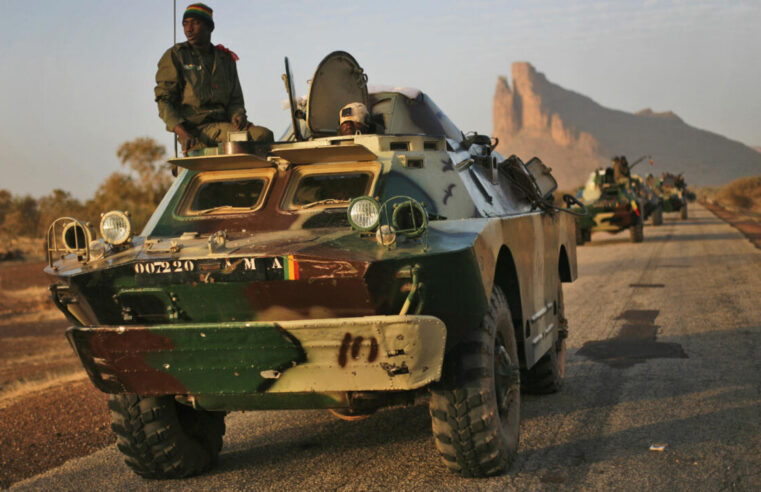 Convoi militaire de l&rsquo;armée et d&rsquo;Africa Corps pris dans une embuscade au Mali