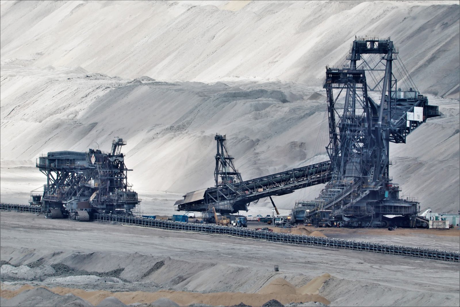 Manganèse Gabonais : Eramet Ambitieux 700 000 Tonnes de Transformation d&rsquo;ici 2031