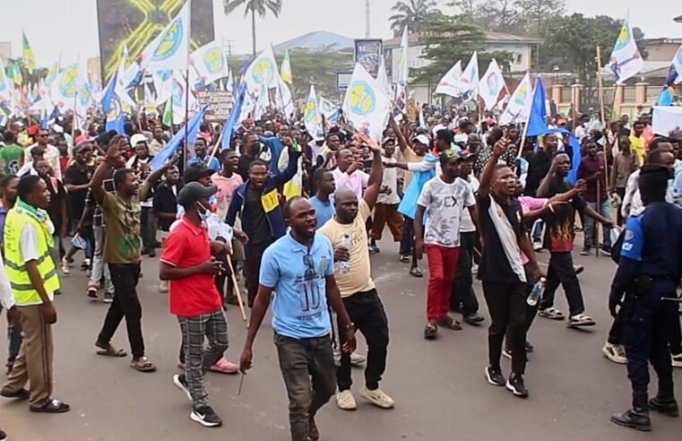 RDC : HRW dénonce l&rsquo;usage de la force lors des manifestations du 12 juin