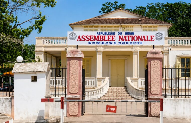 Bénin : le sénat prend officiellement ses fonctions à Porto-Novo, une révolution institutionnelle