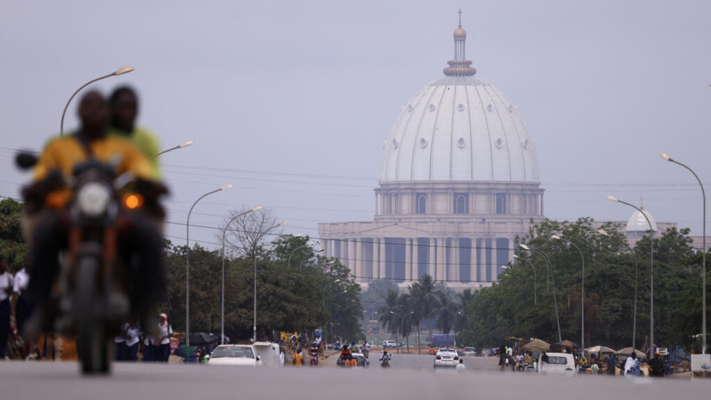 Une photographie prise à Yamoussoukro le 25 janvier 2024, montre la basilique « Notre Dame de la Paix » (image d'illustration).