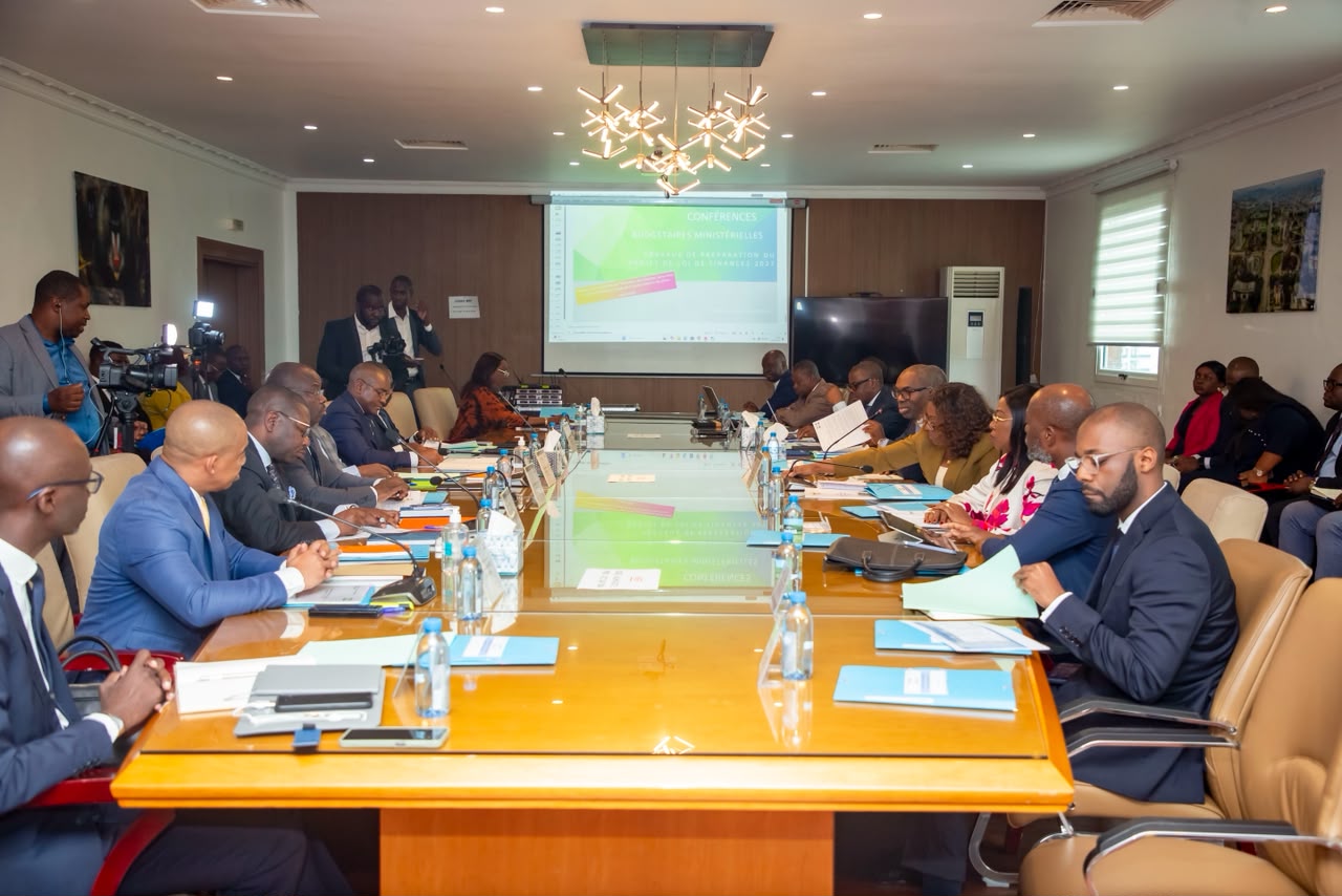 Conférence budgétaire à Libreville pour le budget 2027