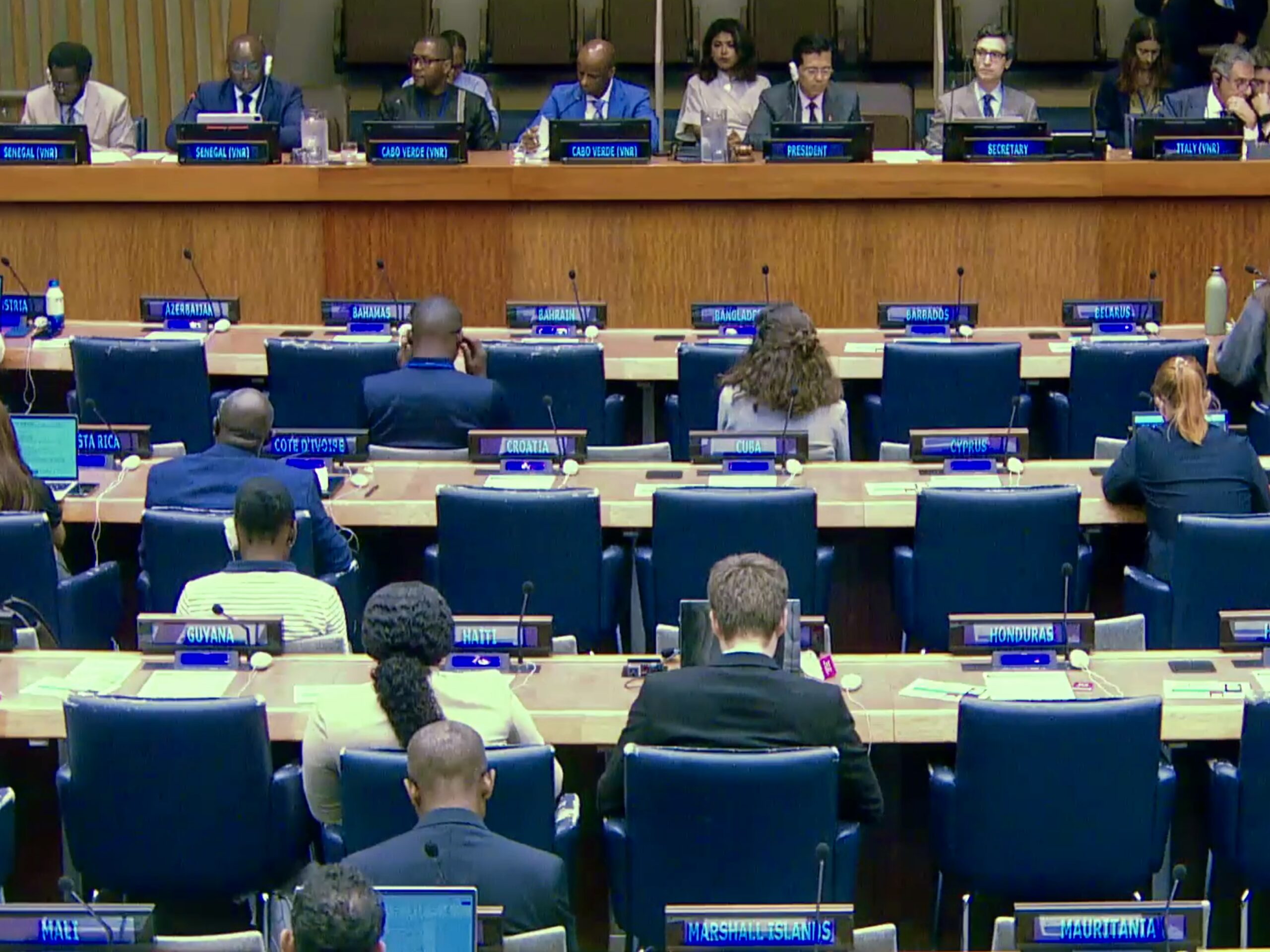 Réunion à l'ONU avec représentants du Sénégal, du Cabo Verde et de l'Italie