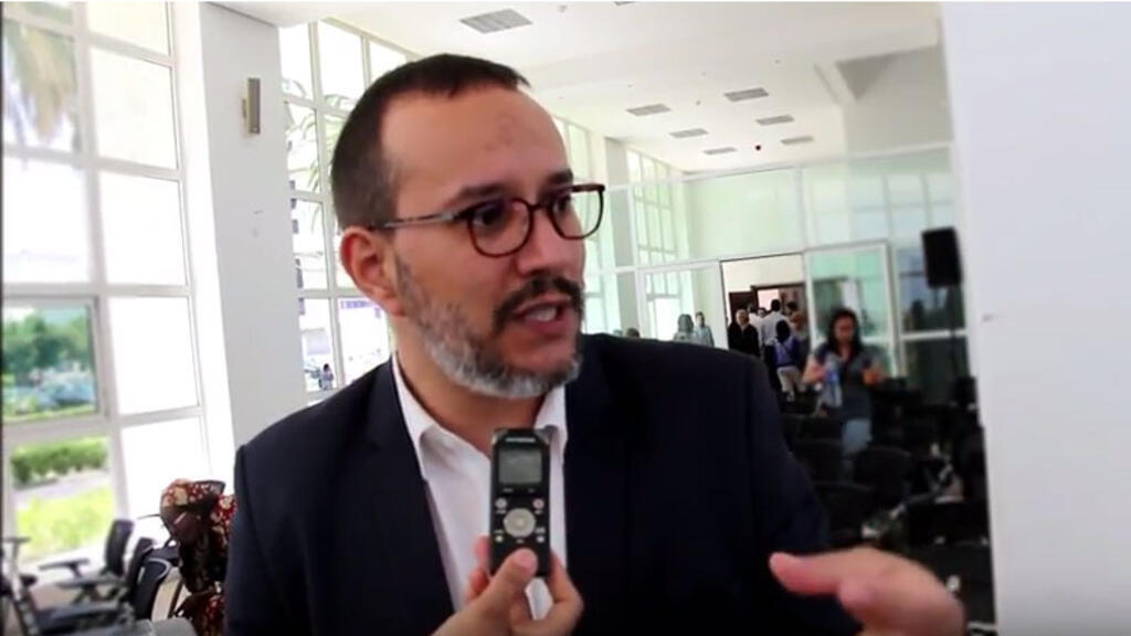 Portrait de Mehdi Alioua, sociologue marocain spécialiste des migrations