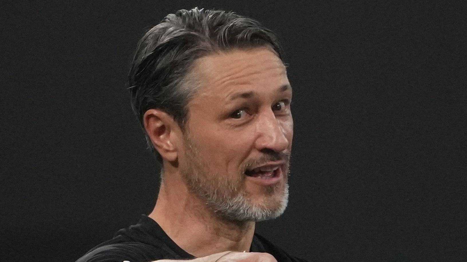 Yan couto : le bvb envisage un prêt vers côme pour la saison à venir