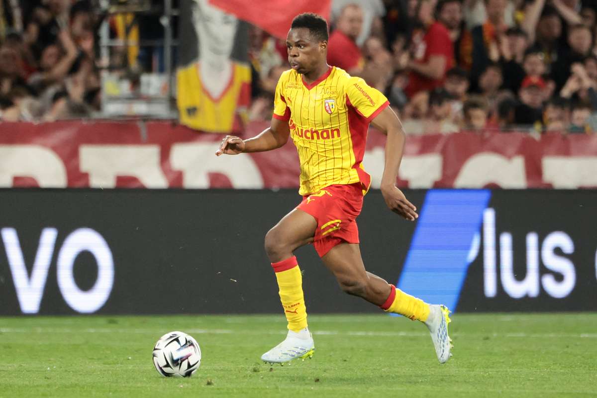 Mamadou Sangaré quitte le RC Lens pour un transfert historique vers Brentford