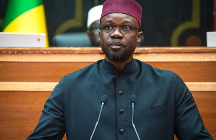 Sénégal : l&rsquo;union inattendue entre Pastef et l&rsquo;APR face à la transhumance politique