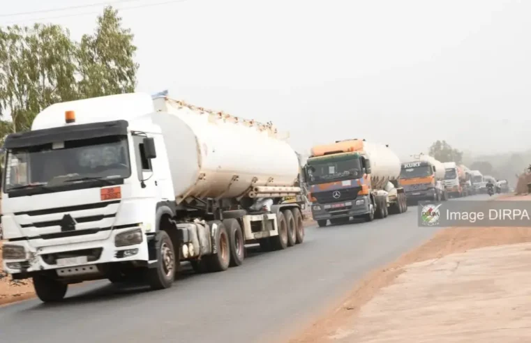 Bamako : un convoi exceptionnel de 840 camions-citernes arrive samedi