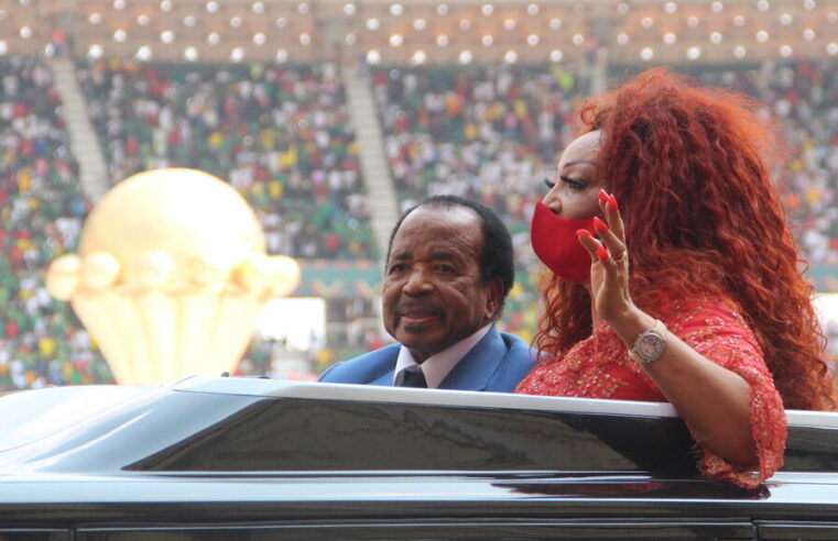 Paul biya : deux mois d&rsquo;absence alimentent les spéculations au Cameroun