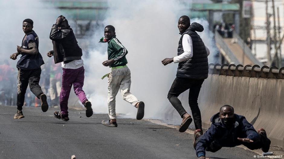 Démocratie en Afrique : entre avancées et reculs politiques