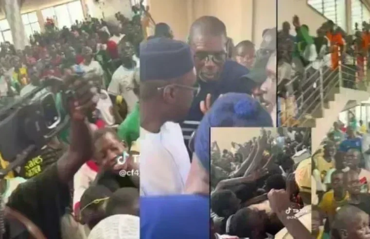 Mobilisation populaire à Louga : Ousmane Sonko accueilli par une foule enthousiaste à Koki