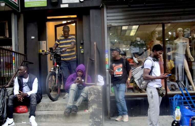 Migrants africains expulsés vers le Cameroun : une plainte pour contester leur renvoi