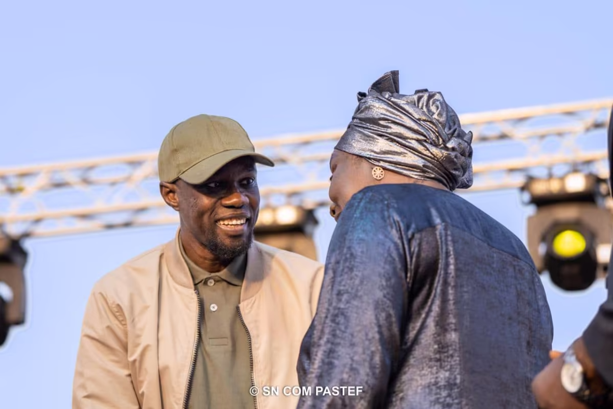 Aminata Touré s’attaque à Ousmane Sonko : « Le vrai patriote respecte la République »