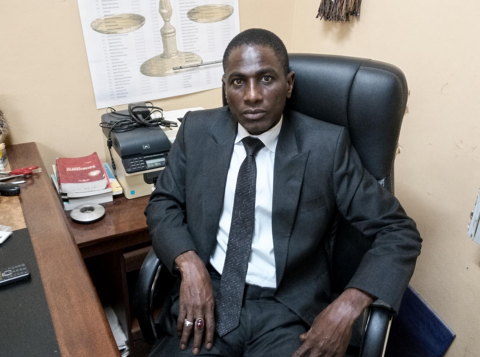 Au Niger, l’emprisonnement de Maître Lirwana provoque une onde de choc sur les libertés fondamentales