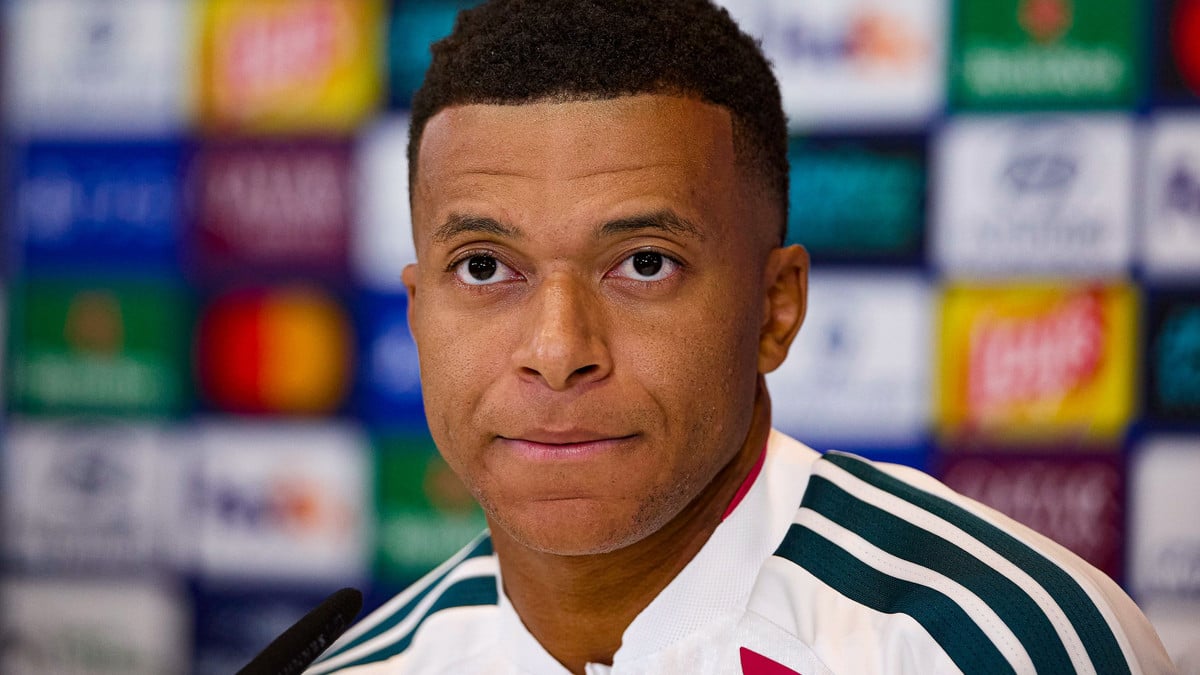 Mbappé au PSG : une décision prise en plein match, vraiment ?